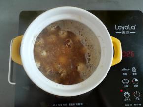 煮开以后转小火再继续煮30分钟