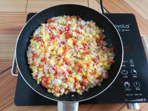 所有食材混合均匀，关火