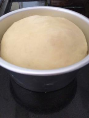 面团二发至2倍大差不多满模