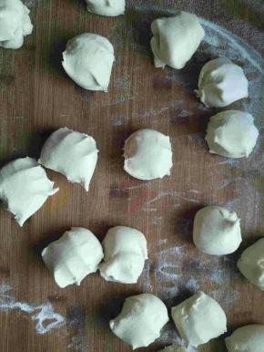 分成大小相等的小剂子