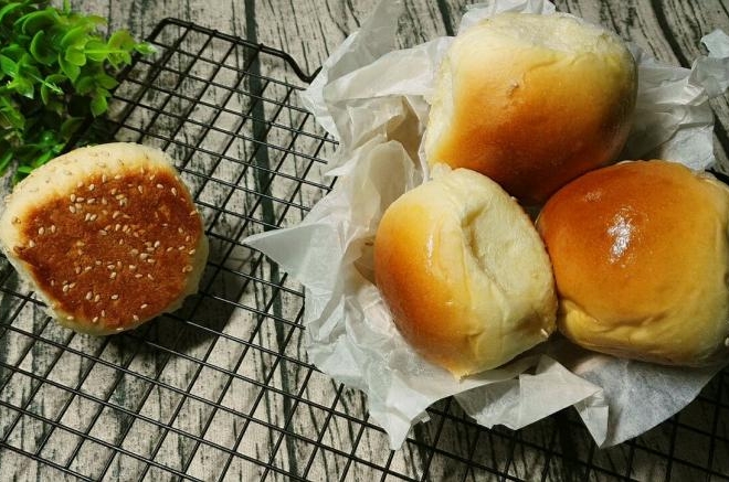 奶香脆底小面包