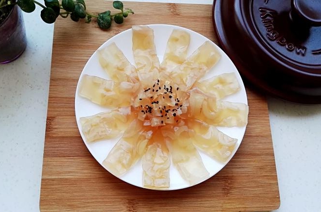 砂锅水晶猪皮冻