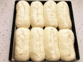 面团发酵至两倍大，割口
