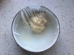 放凉盖保鲜膜冷藏备用