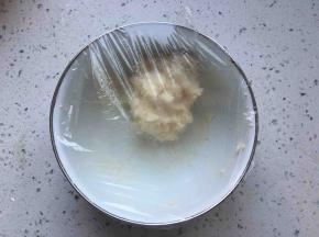 放凉盖保鲜膜冷藏备用