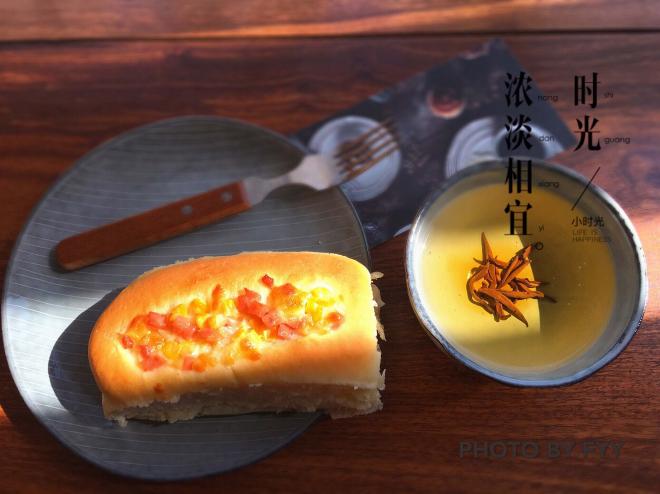 玉米火腿沙拉面包