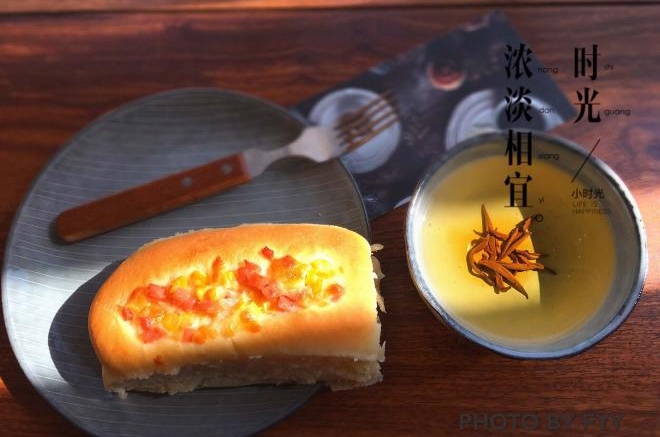 玉米火腿沙拉面包