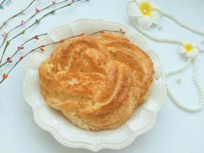 提前预热烤箱，烤箱180度，25分钟出炉。