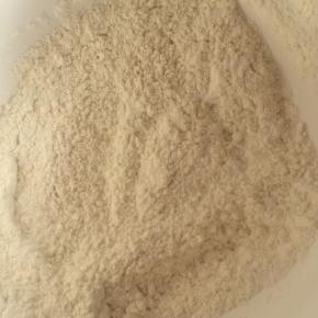 混合低筋面粉、糖、盐、泡打粉。