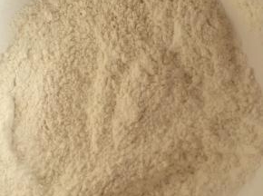 混合低筋面粉、糖、盐、泡打粉。