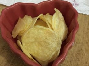 喜欢原味的不加其它调料也是很好吃的，可以加孜然粉，五香粉，也可以辣椒粉，调料随各人喜好