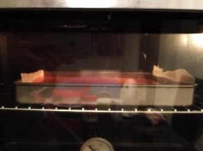 烤箱预热150度上下火中层30分钟