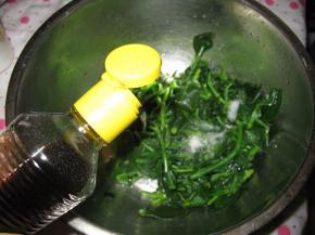 加入适量的酱油