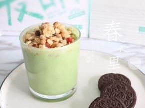 搭配几块饼干，一份健康美味的早餐就OK 啦！