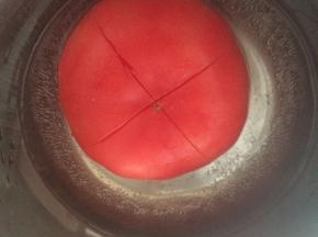 开水里翻个滚。