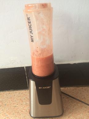 放入料理机中，搅打成泥即可。