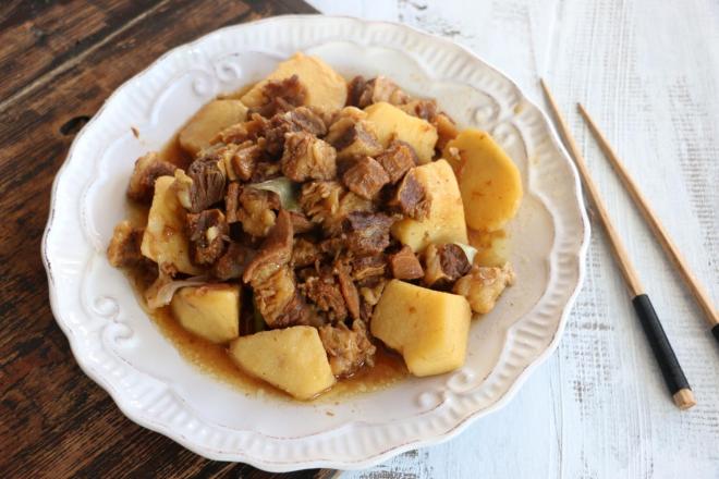 土豆炖牛肉
