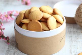 金黄的小饼干，很漂亮吧。