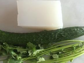 准备食材。
