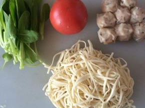 准备食材。