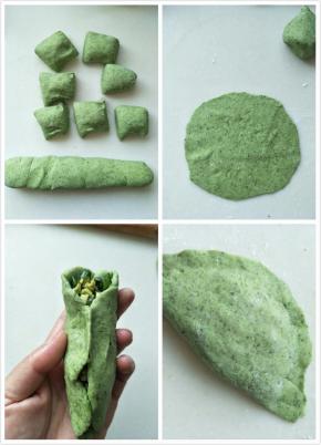 面团搓成长条分成12份
1.拿一个擀成中间厚两边薄的圆形，中间放入馅料，，双手合起放在掌心压扁。
2，中间捏起，然后两边依次捏起来，像包饺子一样，然后用手掌压平。