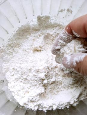 用淘米的手法混合均匀