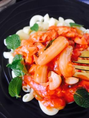 搅拌均匀后食用，酸酸甜甜、鲜美可口。