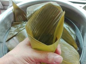 转成一个漏斗，底部不可以漏的哈