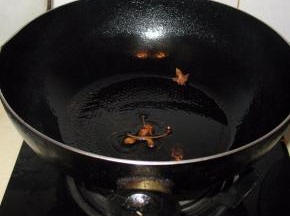 锅烧热放入油油热放入大料