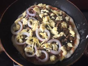 撒上马苏里拉芝士