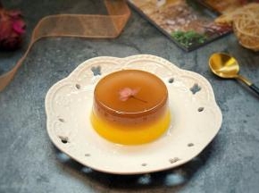 要吃的时候倒扣在盘中