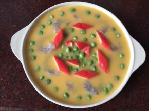 放入洗净滤干水份的豌豆