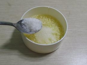 加适量的白糖,提鲜用的