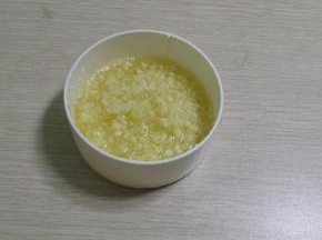 姜蒜放剁成泥,有料理器会很少力气还干净