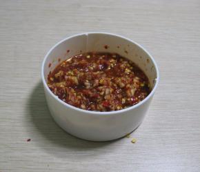 拌匀就是调好的调料了,淹一个小时以上入味效果很好,不放直接用可以,但味道差些