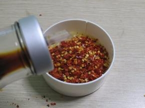 加入酱油