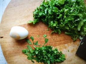 端午的鸭蛋，我喜欢吃咸鸭蛋黄，所以加了个鸭蛋，这个看个人喜好，鹌鹑蛋，鸡蛋都可以，甚至不加也可以