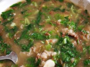 尝咸淡，加入适量盐，烧开后起锅