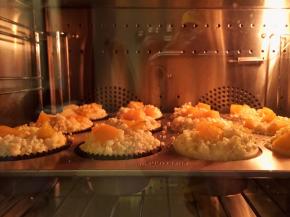 烤至酥粒变成金黄色