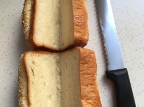 面包切开
