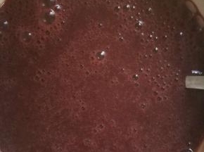 趁热倒入米糊，搅拌均匀