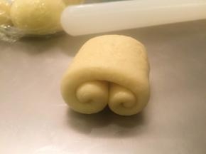 如图卷好