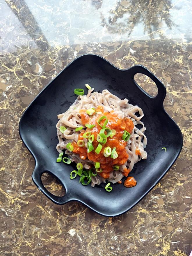 鲜香美味——肉酱面