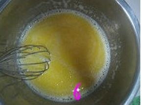 所有材料搅拌均匀；