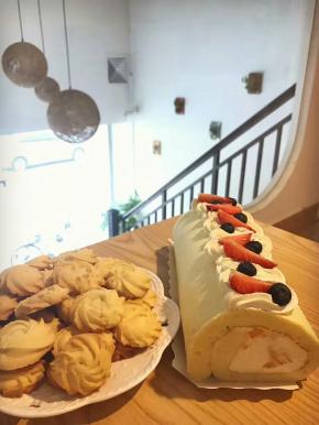 预热烤箱，上下火，150度，20分钟。(因每个烤箱温度不同所以要结合自家烤箱进行烘烤)