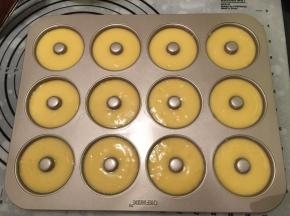 挤入模具内约七成满