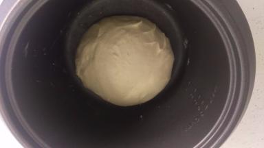 就可以放入电饭煲放保温，维持28度左右（因为冬天我放电饭煲，夏天放室温）。