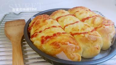 面包出炉咯，特别软！好好吃！