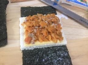 勺入红薯泥