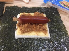 同样肉松火腿肠味的也一样做法